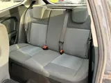 Foto 25 van Ford Fiesta 1.25 Limited, AIRCO, APK TOT 11-09-27, ELEK-RAMEN, RADIO-CD-MP3-AUX, ISOFIX, AIRBAGS, CE