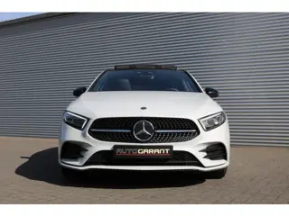 Foto 14 van Mercedes-Benz A-Klasse 250 e AMG Pakket AMG NightPakket (Pano Sportleder/Memory Carplay Widescreen C