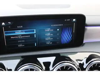 Foto 13 van Mercedes-Benz A-Klasse 250 e AMG Pakket AMG NightPakket (Pano Sportleder/Memory Carplay Widescreen C