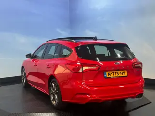 Foto 17 van Ford Focus Wagon 1.0 EcoBoost Hybrid ST Line Business Navi | Clima | Pano | Camera