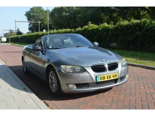 Foto 19 van BMW 3-serie Cabrio 320i High Exe Org NL/NAP/ketting-vervangen