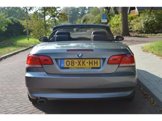 Foto 17 van BMW 3-serie Cabrio 320i High Exe Org NL/NAP/ketting-vervangen