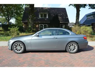 Foto 14 van BMW 3-serie Cabrio 320i High Exe Org NL/NAP/ketting-vervangen
