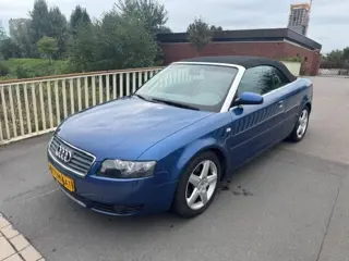 Audi A4 Cabriolet 3.0 V6 Exclusive (bj 2002, automaat)