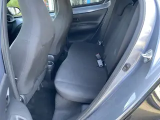 Foto 16 van Toyota Aygo X 1.0 VVT-i MT Team D Bi Tone Apple Carplay Android Auto