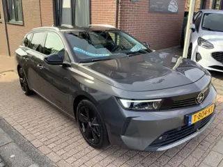 Opel Astra Sports Tourer 1.6 Hybrid Business Elegance plug in hybride