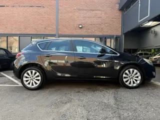 Foto 18 van Opel Astra 1.4 Turbo GT