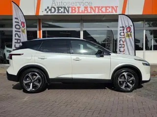 Foto 13 van Nissan Qashqai 1.3 MHEV Xtronic Premiere Edition Aut BJ.2021 / Panodak / Navi / 360Camera / Head-up