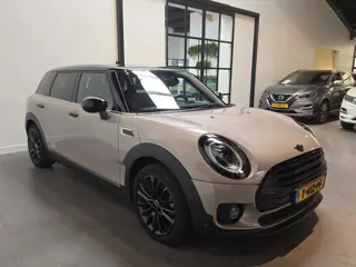 Foto 19 van MINI Clubman 1.5 Cooper MINI Yours - Apple Carplay/Android Auto - Stoelverwarming - Sfeerverlichting