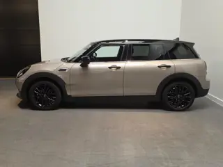 Foto 18 van MINI Clubman 1.5 Cooper MINI Yours - Apple Carplay/Android Auto - Stoelverwarming - Sfeerverlichting