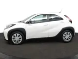 Foto 24 van Toyota Aygo X 1.0 VVT-i MT Play | CarPlay/Android auto | Cruise control | Airco |