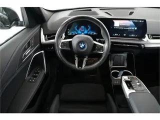 Foto 11 van BMW X1 xDrive30e M-sport | Pano | 360° Camera | Remote 3D View | HUD | SOH 91,02% |