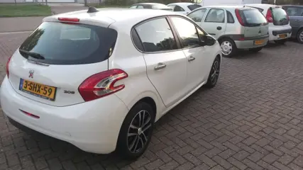 Foto 12 van PEUGEOT 208 1,0 VTI Access