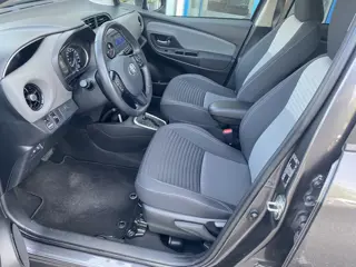 Foto 20 van Toyota Yaris 1.5 Hybrid Dynamic (bj 2020, automaat)