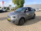 Foto 26 van Fiat 500 Icon 42 kWh SCHUIF KANTELDAK, PDC V+A (RIJKLAAR V+A)
