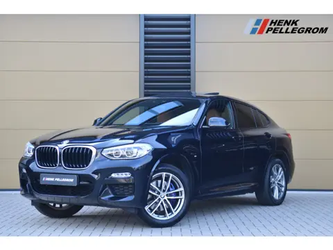 BMW X4 xDrive30i High Executive * M-Sportpakket * Trekhaak * Panoramadak * Stoel memory * Head-up *