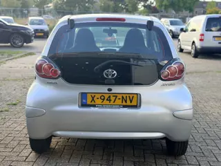 Foto 12 van Toyota Aygo 1.0-12V Comfort Bj:2011 Airco El ramen NAP