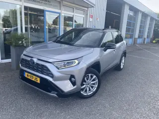 Foto 12 van Toyota RAV4 2.5 Hybrid AWD Bi-Tone (bj 2020, automaat)