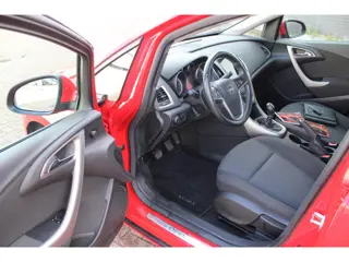 Foto 13 van Opel Astra 1.6 Edition