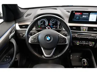 Foto 14 van BMW X1 sDrive20i Executive Edition Cruise/Climate Head- UP NAP Trekhaak!