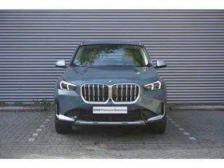 Foto 13 van BMW X1 sDrive18i | xLine | Innovation Pack | BMW Head-Up Display | Comfort Access | Voorbereiding Dr