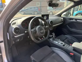 Foto 16 van Audi A3 Sportback 1.4 TFSI Ambiente Pro Line plus