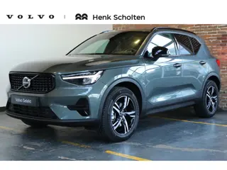 Foto 12 van Volvo XC40 B4 Plus Dark |Semi-Electrische Wegklapbare Trekhaak | Verwarmbare voorstoelen | achterban