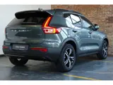 Foto 24 van Volvo XC40 B4 Plus Dark |Semi-Electrische Wegklapbare Trekhaak | Verwarmbare voorstoelen | achterban