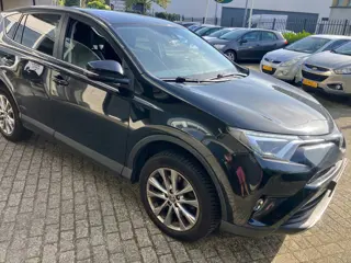 Foto 19 van Toyota RAV4 2.5 Hybrid Executive / LEDER / NL-AUTO / DEALER SERVICED / NAVI / CLIMA
