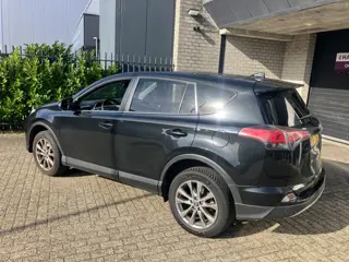 Foto 18 van Toyota RAV4 2.5 Hybrid Executive / LEDER / NL-AUTO / DEALER SERVICED / NAVI / CLIMA