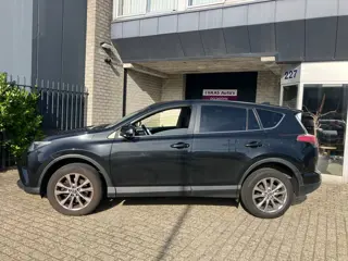 Foto 15 van Toyota RAV4 2.5 Hybrid Executive / LEDER / NL-AUTO / DEALER SERVICED / NAVI / CLIMA