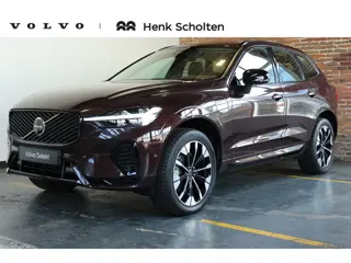 Volvo XC60 T6 Plug-in hybrid AWD Ultra Dark | Luchtvering | Semi-Electrische Wegklapbare Trekhaak | 