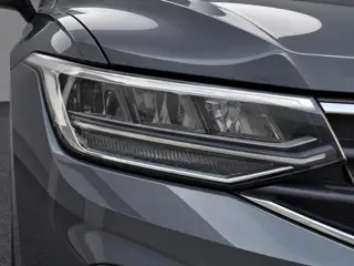 Foto 14 van Volkswagen Tiguan 1.4 245pk DSG TSI eHybrid Life · Lederen Bekleding ·  Camera · Wegklapbare Trekhaa