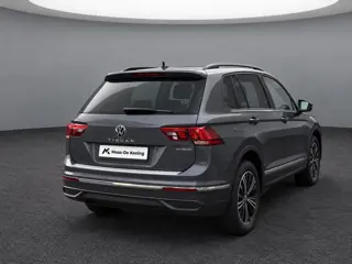 Foto 16 van Volkswagen Tiguan 1.4 245pk DSG TSI eHybrid Life · Lederen Bekleding ·  Camera · Wegklapbare Trekhaa