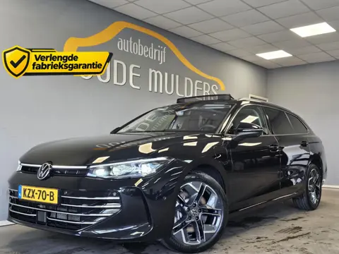 Volkswagen Passat Variant 1.5 eHybrid Elegance | Harman Kardon | Panoramadak | Leder | Trekhaak | Me