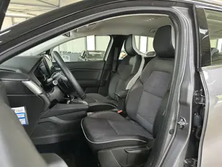 Foto 13 van Renault Captur 1.3 TCe 140 Intens EDC | Navi | Camera | Trekhaak |