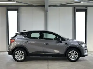 Foto 16 van Renault Captur 1.3 TCe 140 Intens EDC | Navi | Camera | Trekhaak |