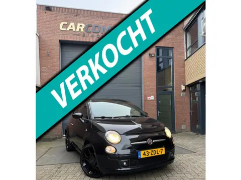 Fiat 500 0.9 TwinAir Lounge | Glasdak | Apple carplay | Leder | Airco