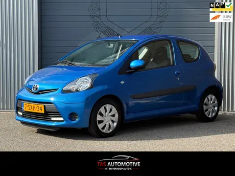 Toyota Aygo 1.0 VVT-i Aspiration 2e EIG / AUTOMAAT / AIRCO