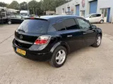 Foto 29 van Opel Astra 1.4 Selection 5-DEURS, AIRCO, ELEK-RAMEN, RADIO-CD-MP3-AUX, ISOFIX, AIRBAGS, CENT-VERGREN