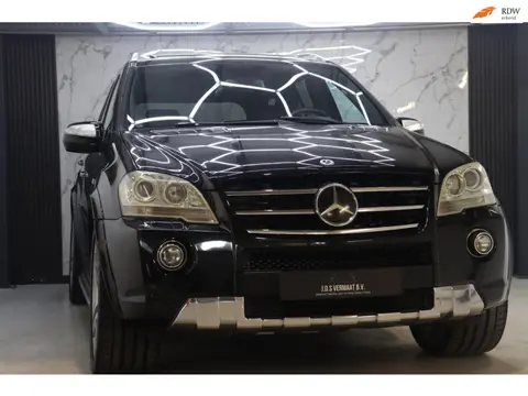 Mercedes-Benz M-klasse AMG 63 Youngtimer Standkachel Pano
