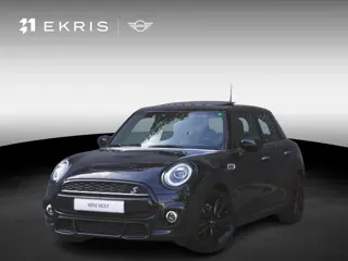 MINI 5-deurs Cooper S | John Cooper Works Uitvoering | 17" LM Track Spoke zwart | Glazen panoramadak