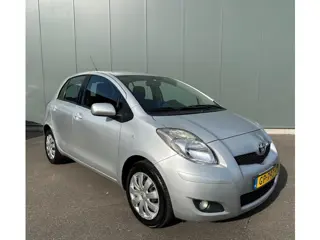 Foto 19 van Toyota Yaris 1.3 VVTi Aspiration AIRCO | ONDERHOUDSBOEKJE !
