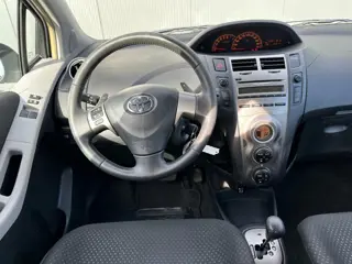 Foto 14 van Toyota Yaris 1.3 VVTi Aspiration AIRCO | ONDERHOUDSBOEKJE !