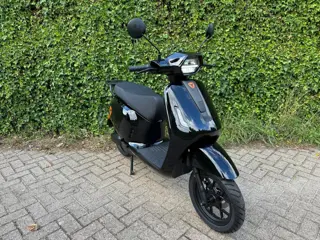 Foto 20 van Yadea Owin 25-45km Electrische Scooter NIEUW STIJLVOL BETAAL