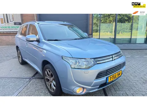 Mitsubishi Outlander 2.0 PHEV instyle