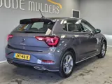 Foto 27 van Volkswagen Polo 1.0 TSI R-Line | Adaptive cruise | Stoelverwarming | IQ light | Camera | Clima |