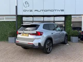 Foto 19 van BMW X1 SDrive18i 136PK Aut. | Camera | Carplay | 19" M-Sport | Dealer Ond.