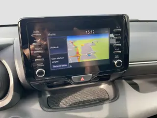 Foto 19 van Toyota Yaris 1.5 Hybrid First Edition Keyless start | LMV | Navi