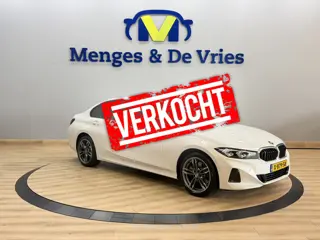 BMW 3-serie 320e Incl garantie! | Airco ECC | Mokka Leer | Camera | Sportstoelen | Apple Carplay And